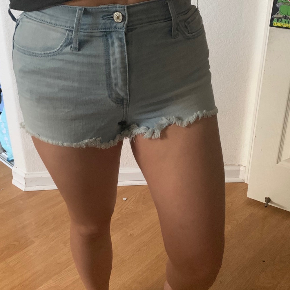 Abercrombie & Fitch High rise short shorts